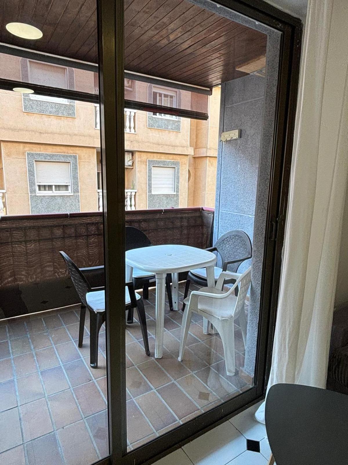 Appartement Просторная Квартира Рядом С Морем В Хорошем Районе à Torrevieja Extérieur photo